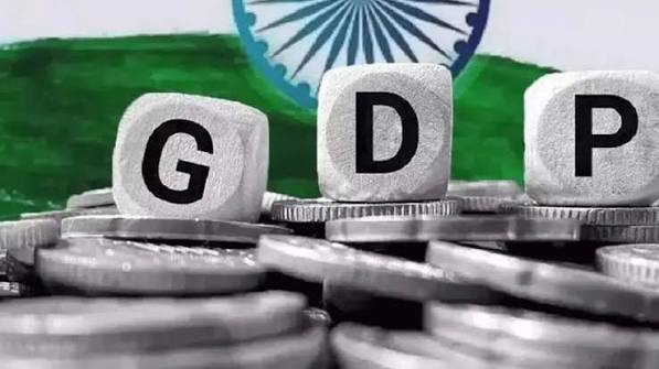 India’s Economic Growth Expected to Slow to 7.1% in April-June Quarter